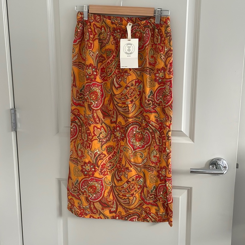 ❗️SOLD❗️NWT Urban Renewal Midi Skirt